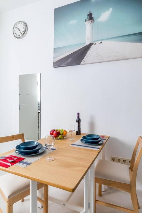 Estudio Acogedor En Zona Norte Madrid Luaran gambar