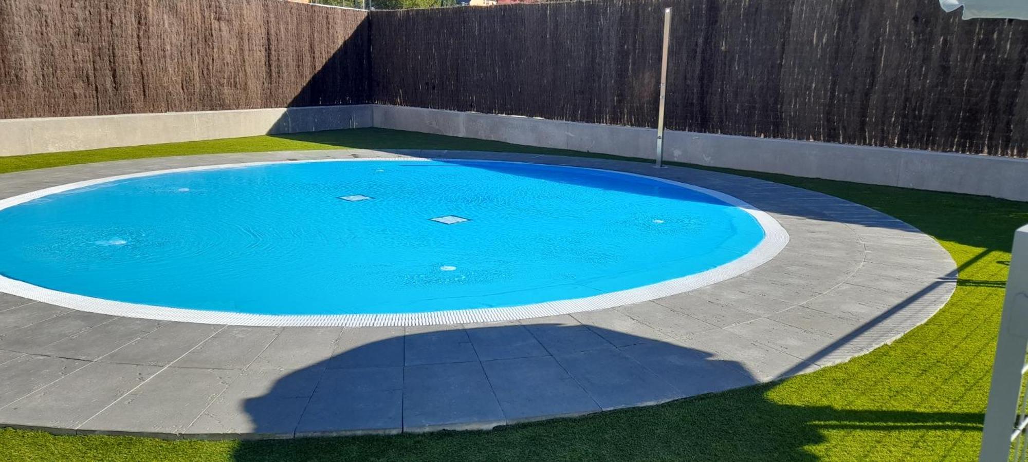 Estudio Acogedor En Zona Norte Madrid Luaran gambar